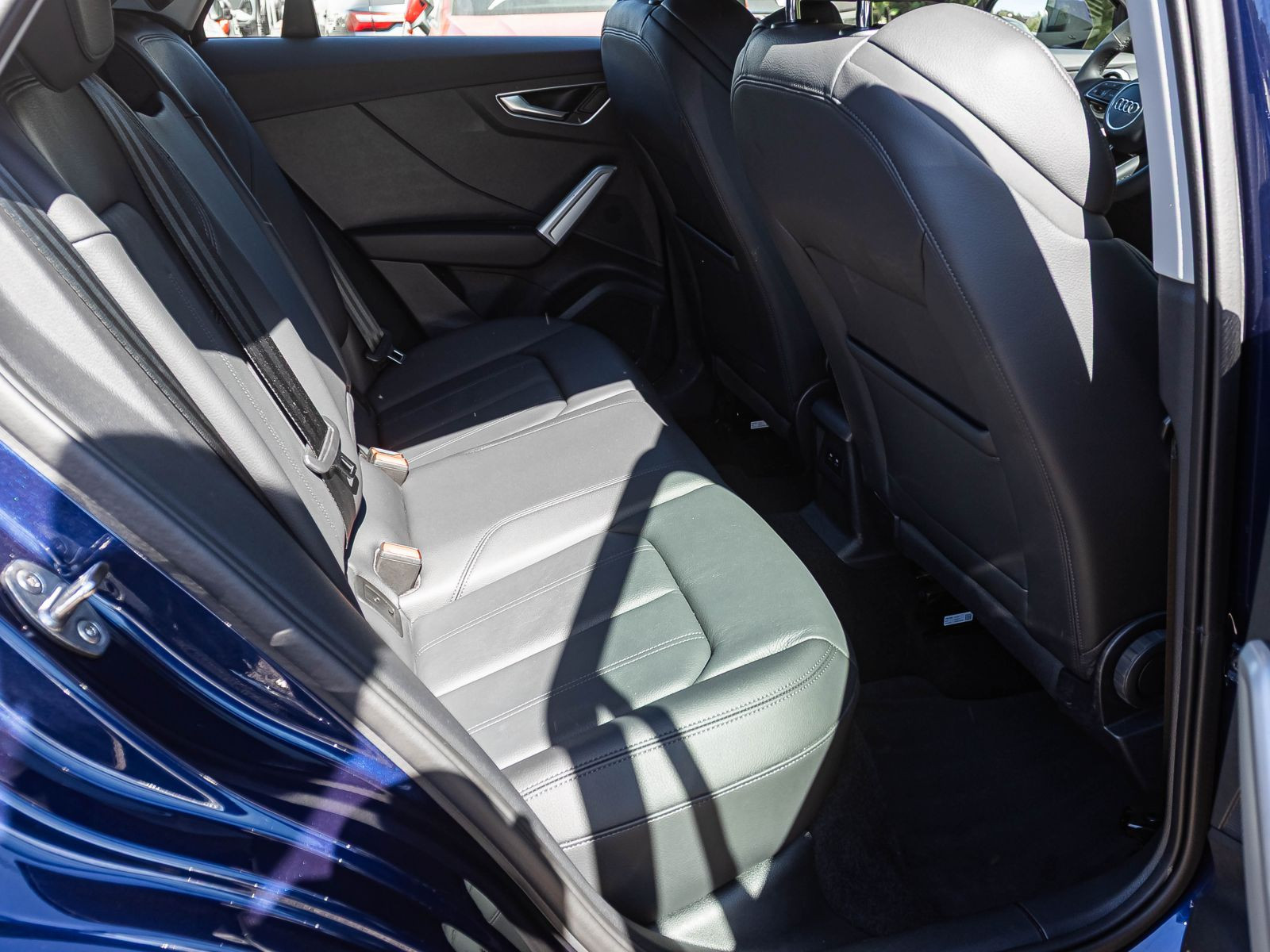 Audi Q2 S line 35TFSI Stronic Navi LED GRA EPH DAB