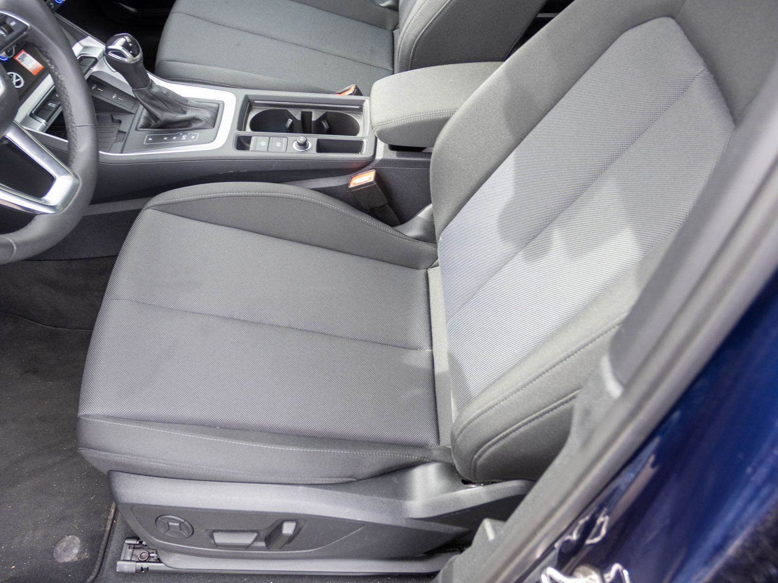 Audi Q3 advanced 35TFSI Stronic Navi LED ACC EPH DAB