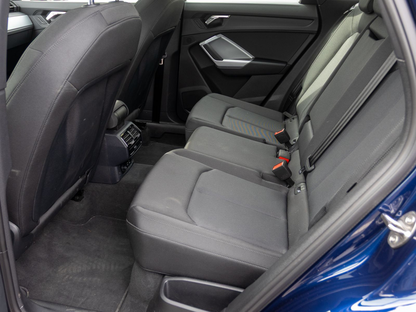 Audi Q3 advanced 35TFSI Stronic Navi LED ACC EPH DAB
