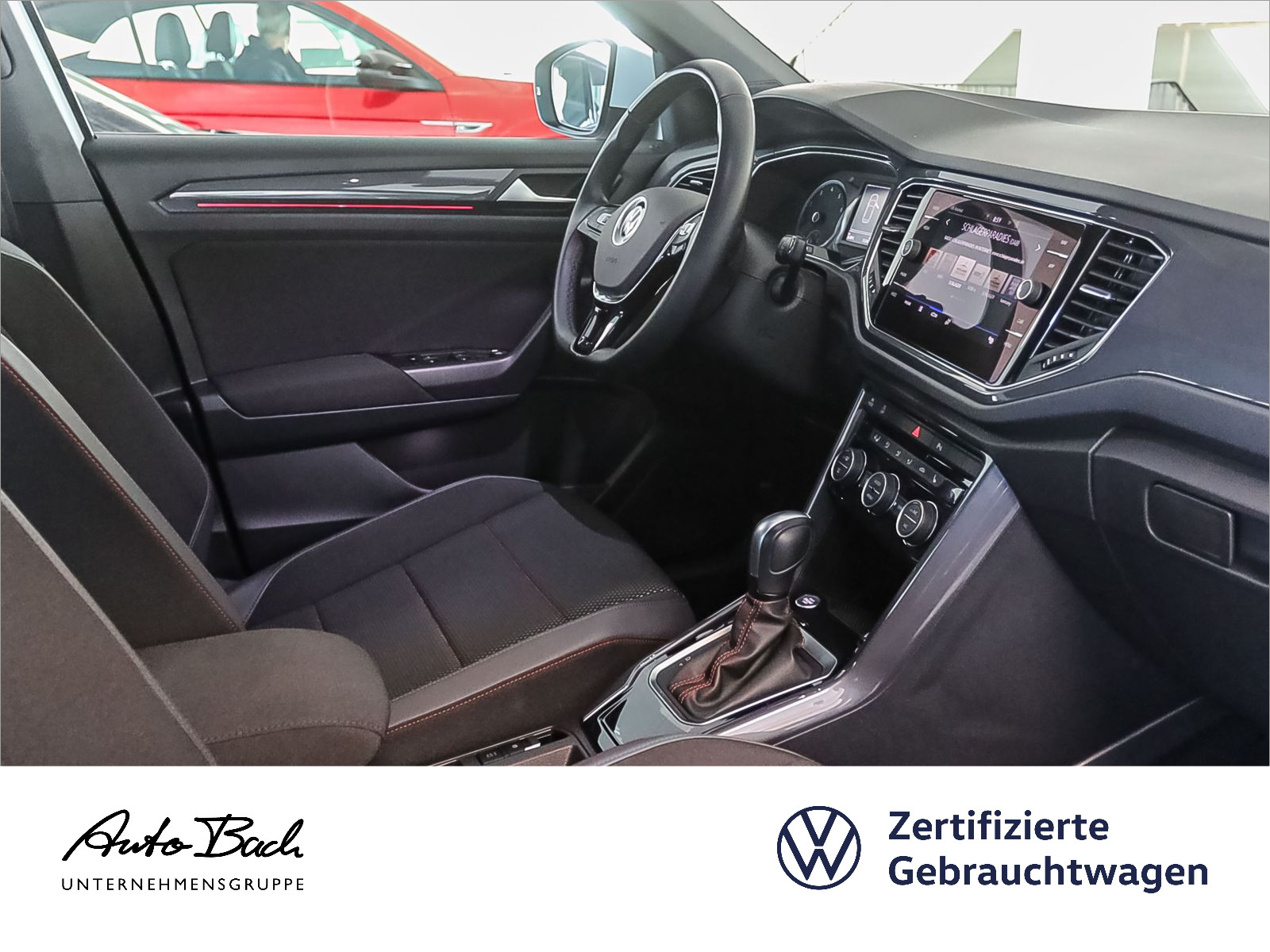 Volkswagen T-ROC Sport 1.5TSI Navi ACC Panorama Carplay AHK