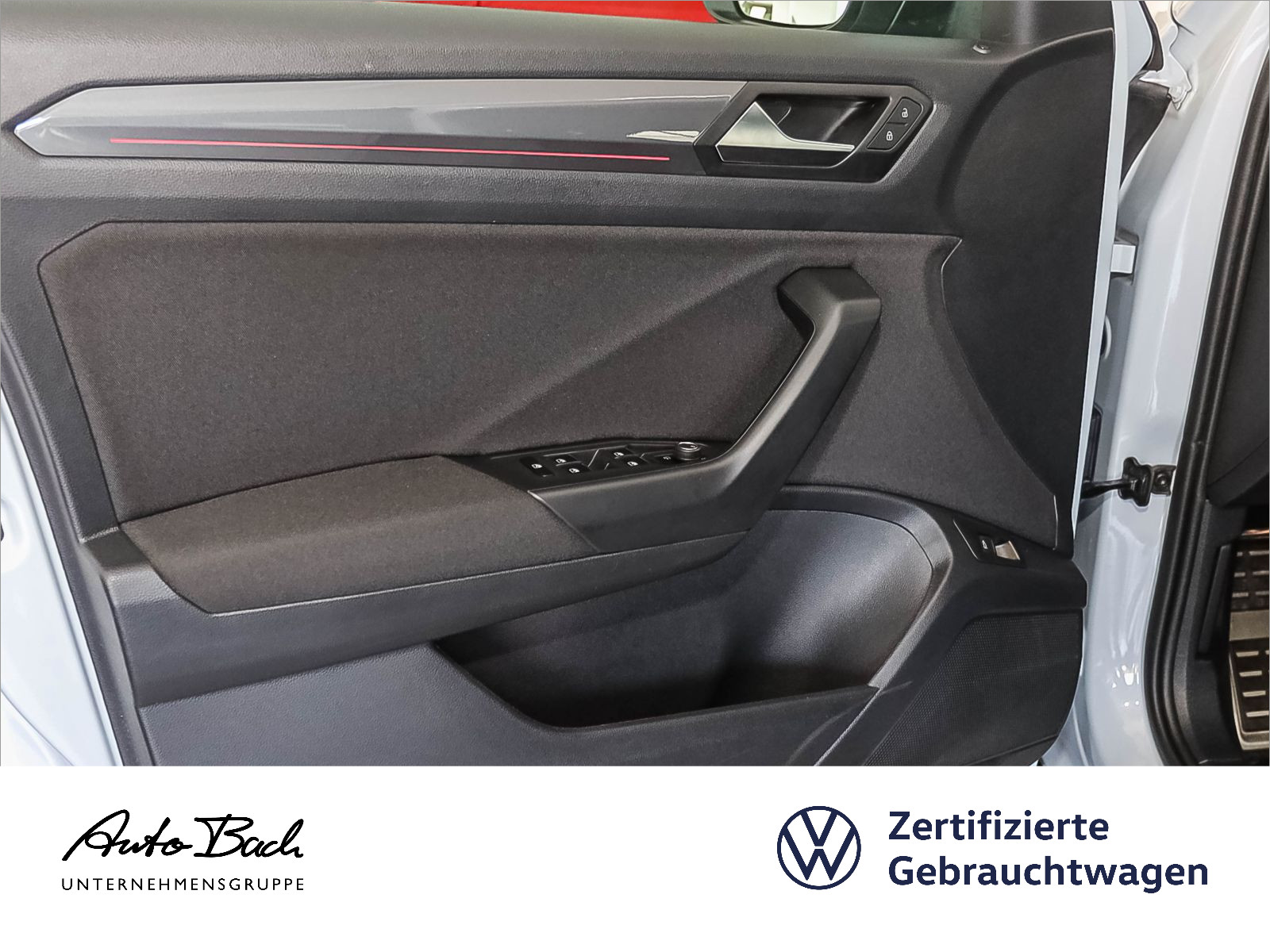 Volkswagen T-ROC Sport 1.5TSI Navi ACC Panorama Carplay AHK