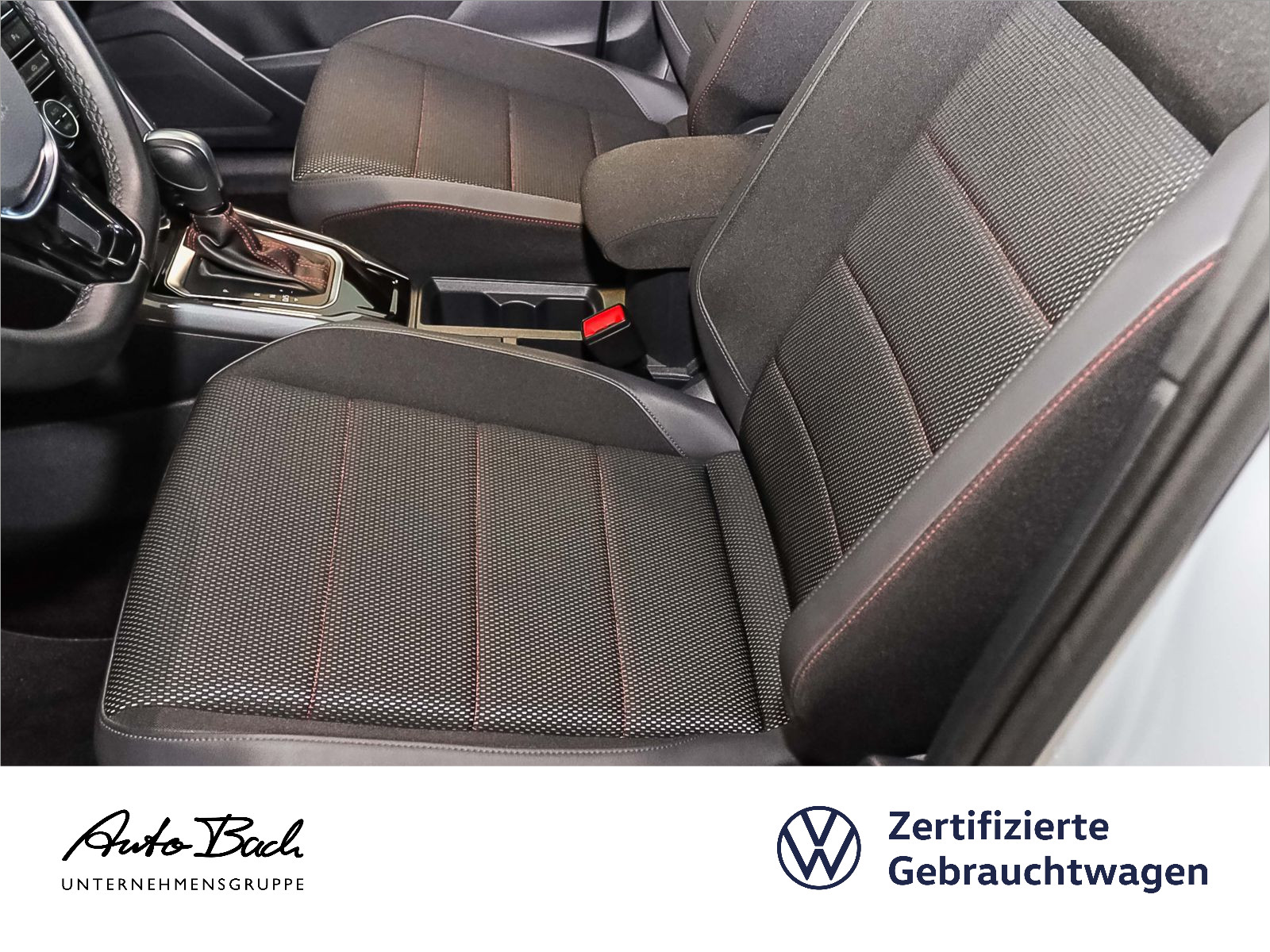 Volkswagen T-ROC Sport 1.5TSI Navi ACC Panorama Carplay AHK