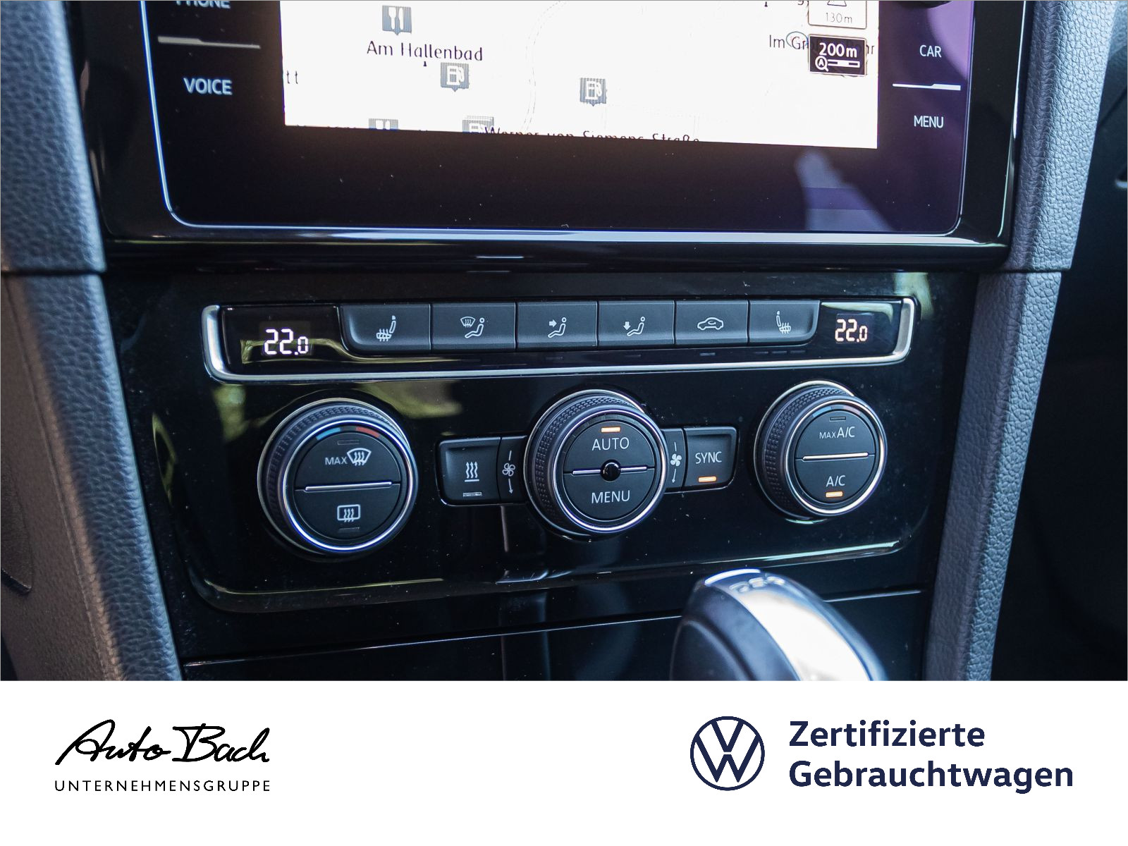 Volkswagen Golf VII 2.0TDI DSG "Highline" Navi Standhzg LED ACC