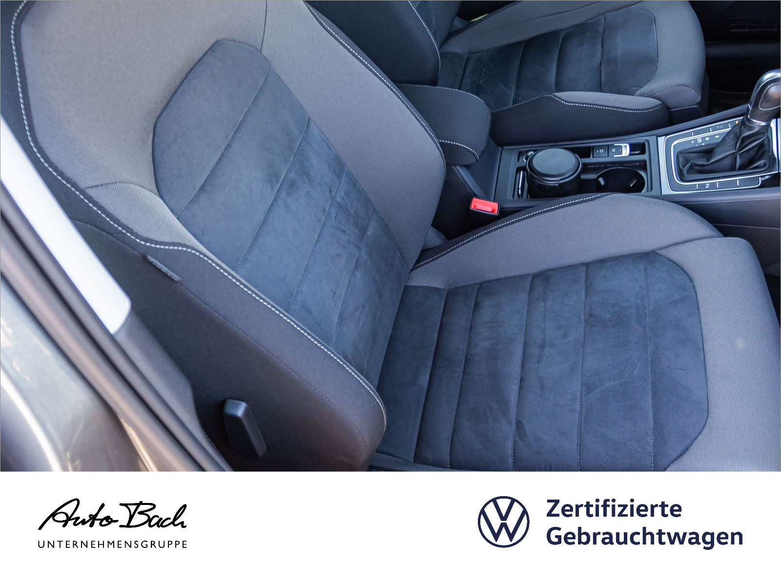 Volkswagen Golf VII 2.0TDI DSG "Highline" Navi Standhzg LED ACC