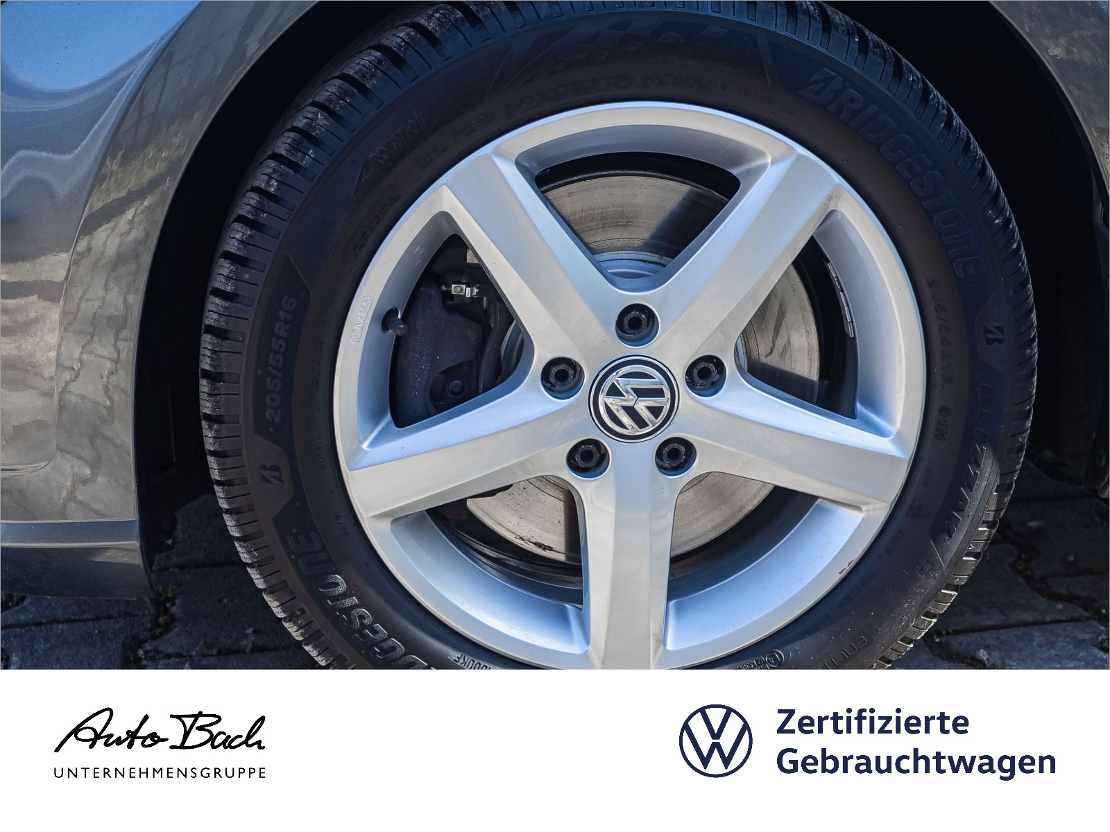 Volkswagen Golf VII 2.0TDI DSG "Highline" Navi Standhzg LED ACC