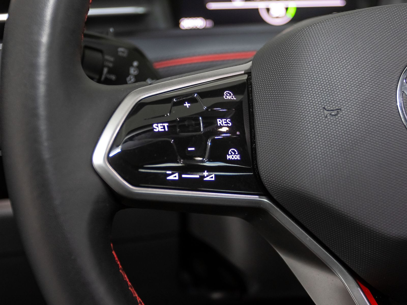 Volkswagen ID.7 Tourer GTX Navi HuD Panorama Matrix ACC AHK