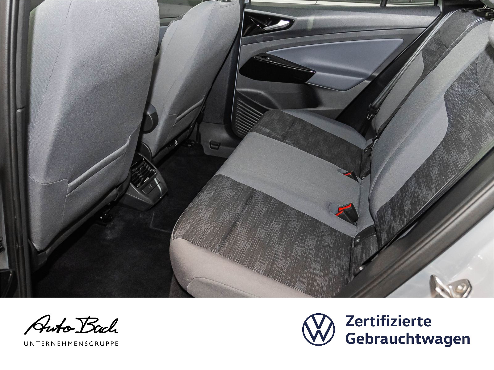 Volkswagen ID.4 Pro Performance Navi LED Carplay EPH AHK