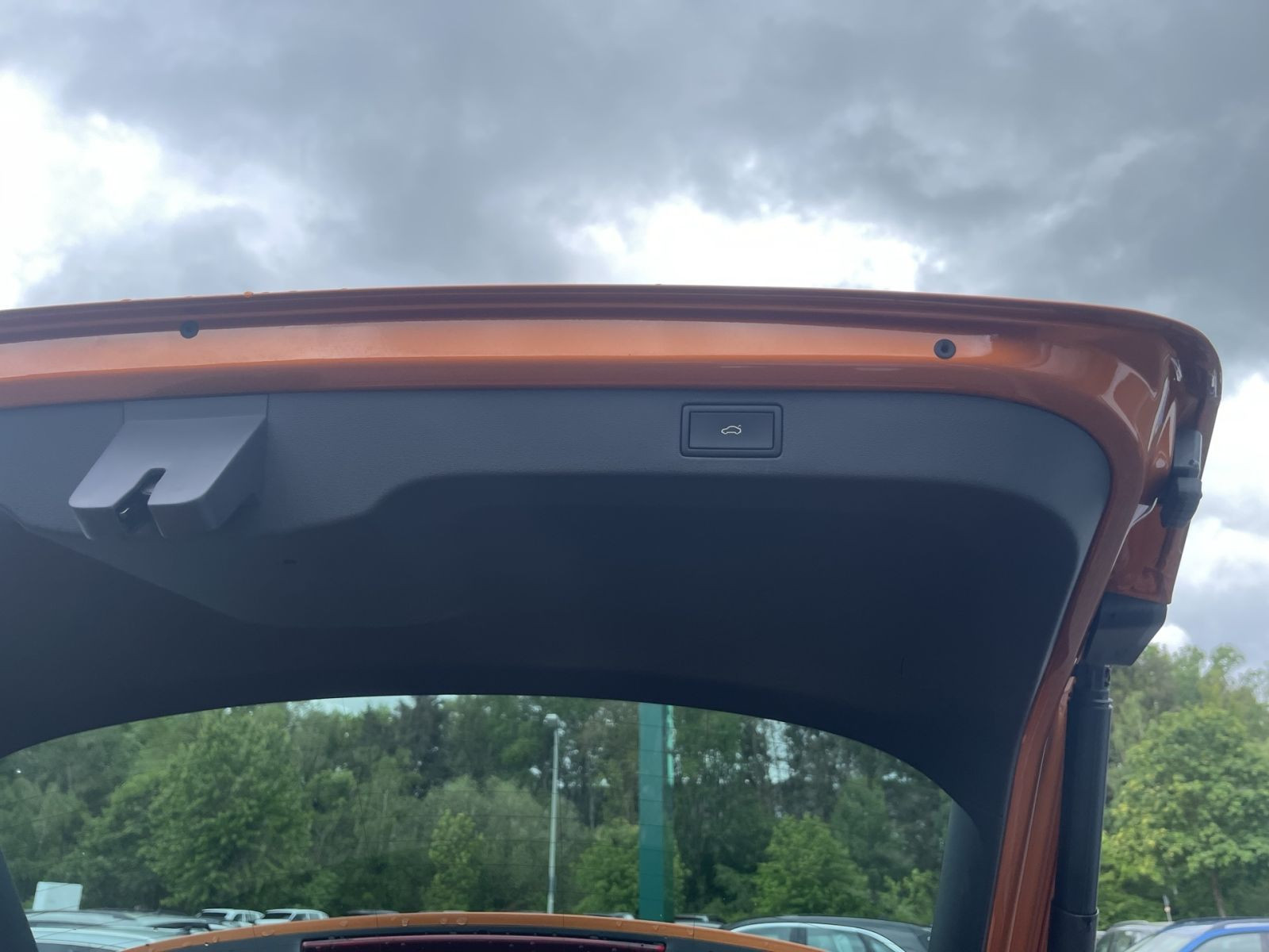 Skoda Kamiq Tour 1.0 TSI 81 kW Navi LED ACC Kessy Virtual Cockpit