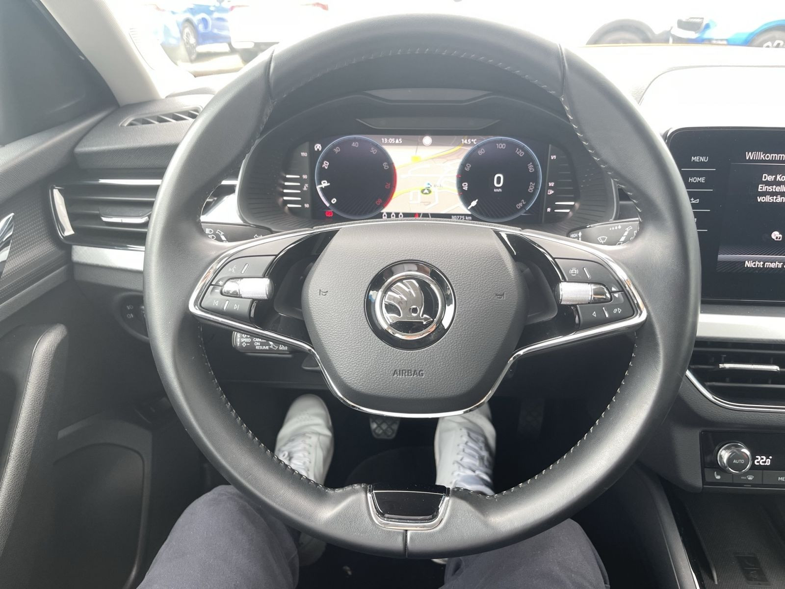Skoda Kamiq Tour 1.0 TSI 81 kW Navi LED ACC Kessy Virtual Cockpit