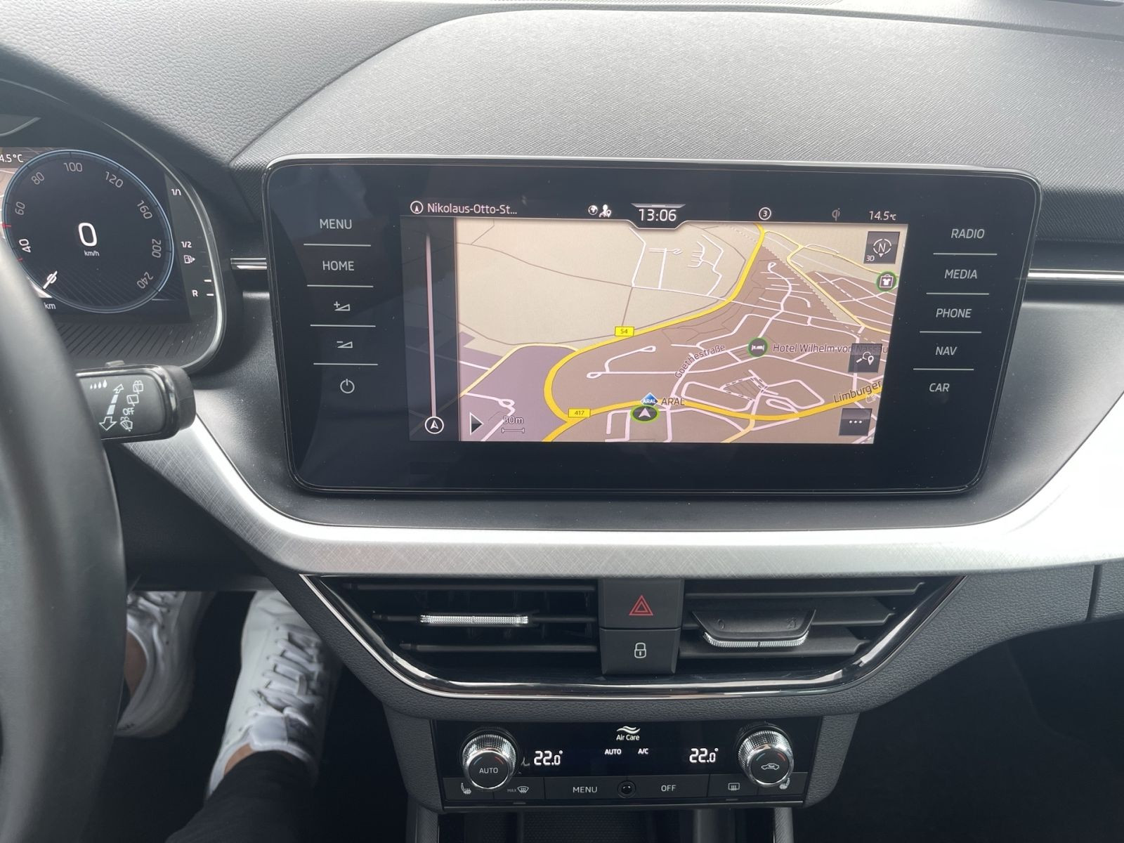 Skoda Kamiq Tour 1.0 TSI 81 kW Navi LED ACC Kessy Virtual Cockpit