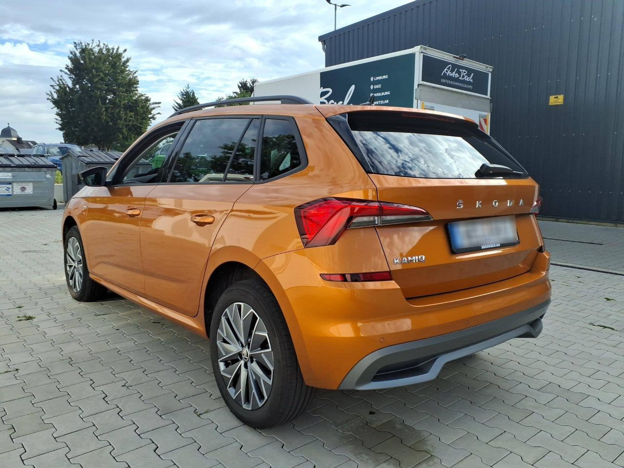 Skoda Kamiq Tour 1.0 TSI 81 kW Navi LED ACC Kessy Virtual Cockpit