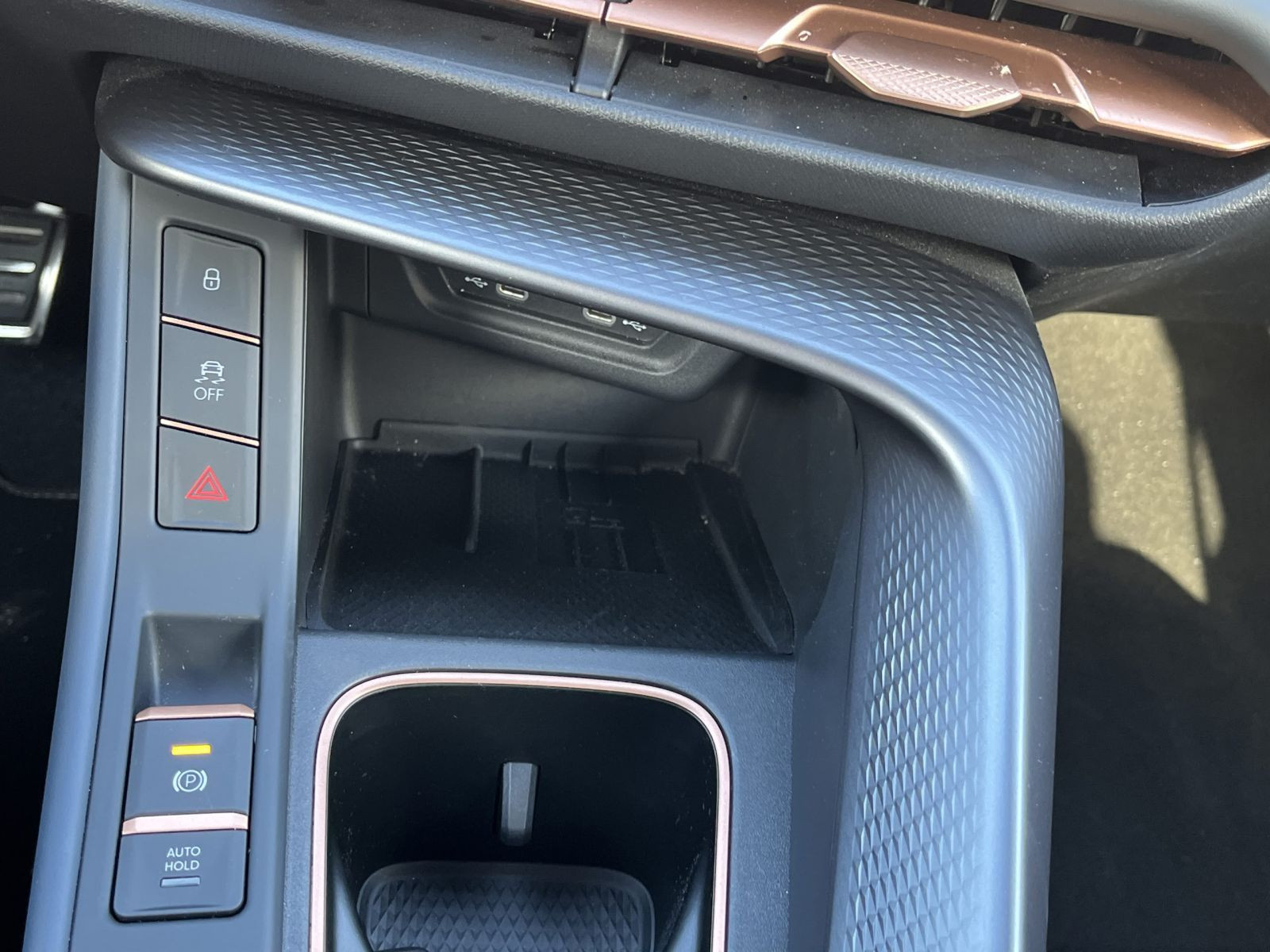 Cupra Terramar VZ 2.0TSI DSG 4x4 Navi LED HuD AHK