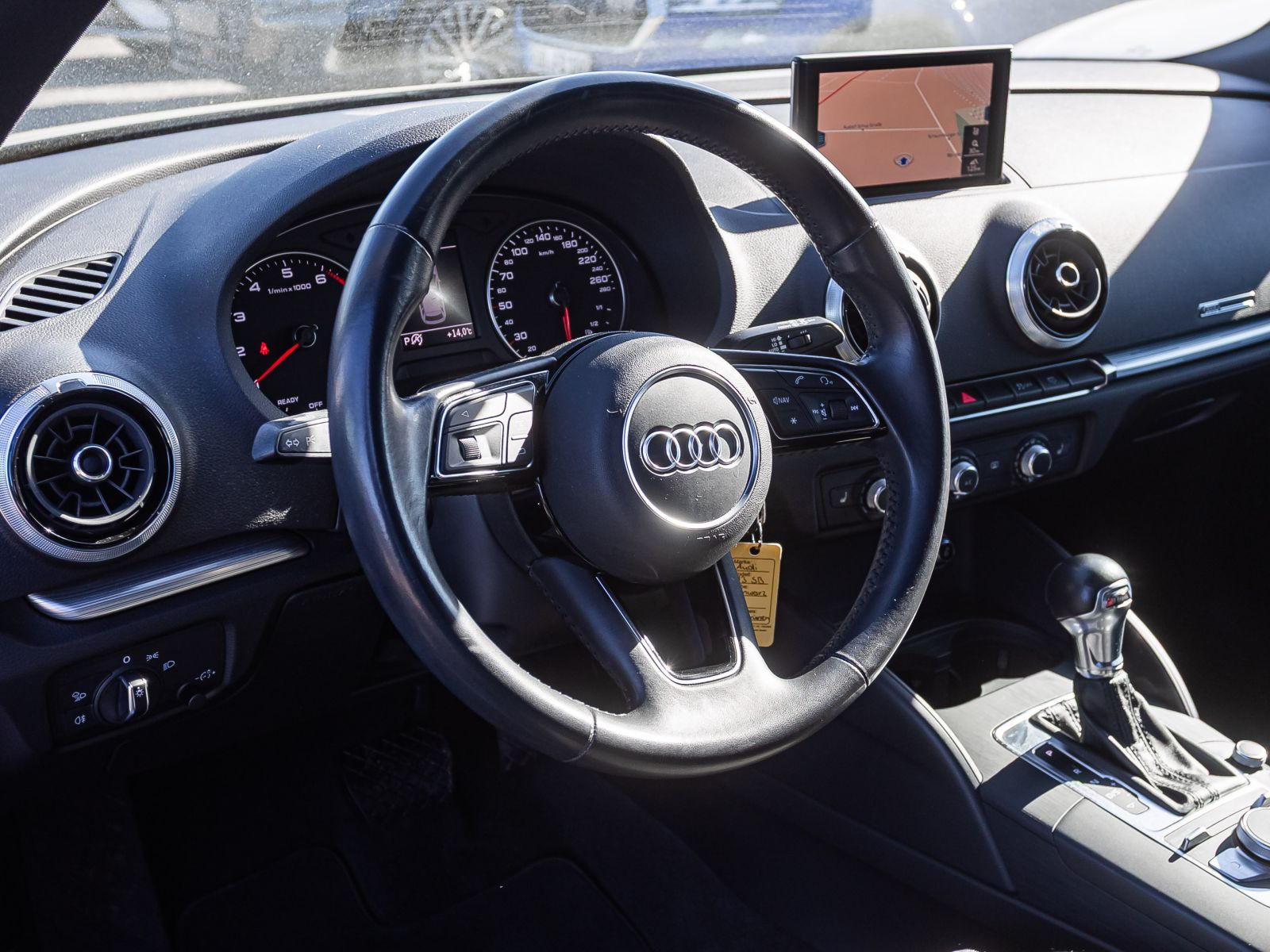 Audi A3 Sportback Sport 1.0TFSI Stronic Navi Xenon