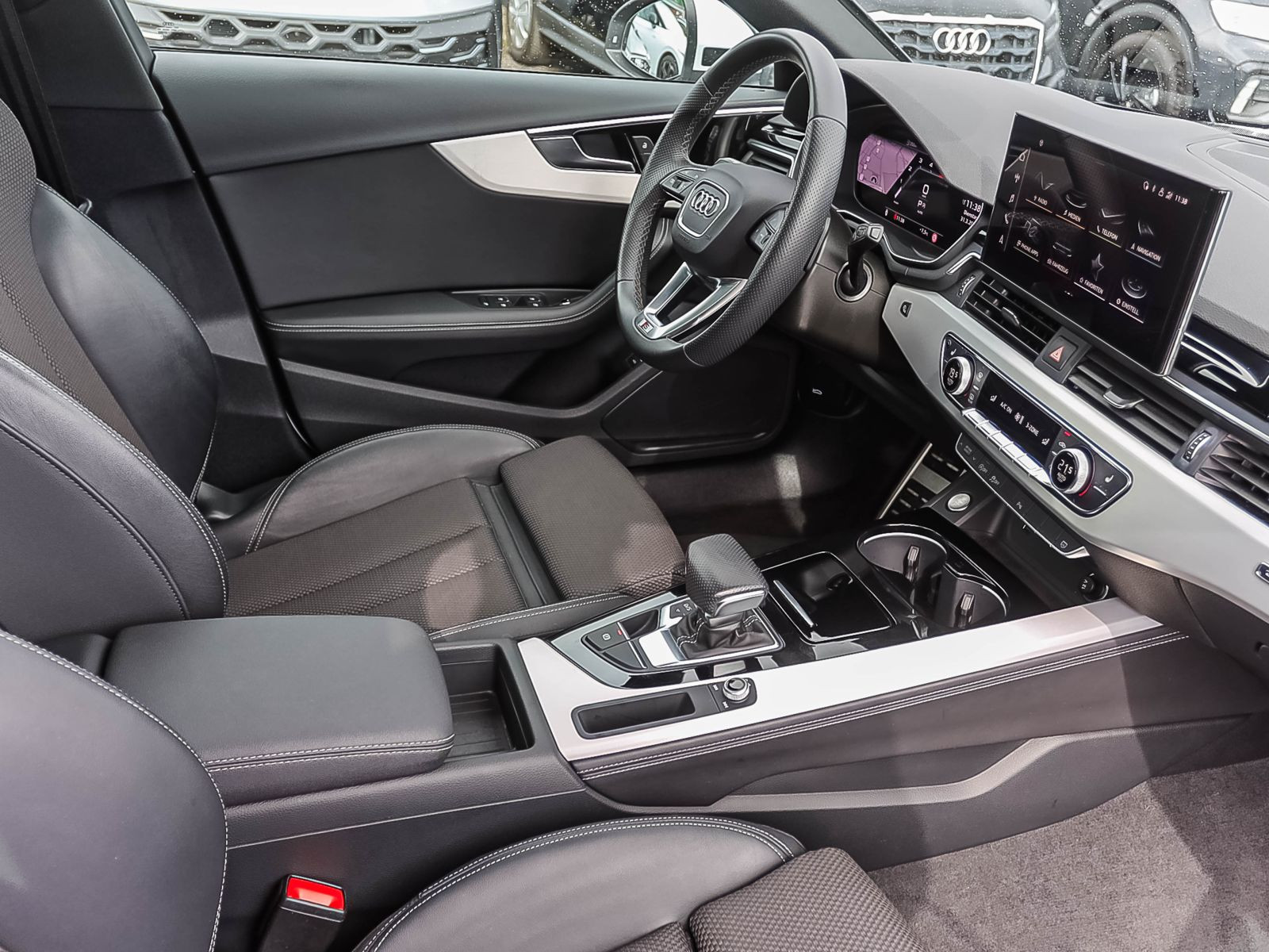 Audi A4 Avant S line 40TDI qu Stronic Navi HuD Panorama