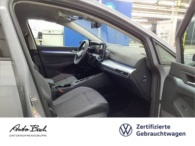 Volkswagen Golf VIII 1.5 eTSI Goal DSG Navi Matrix ACC AHK EPH