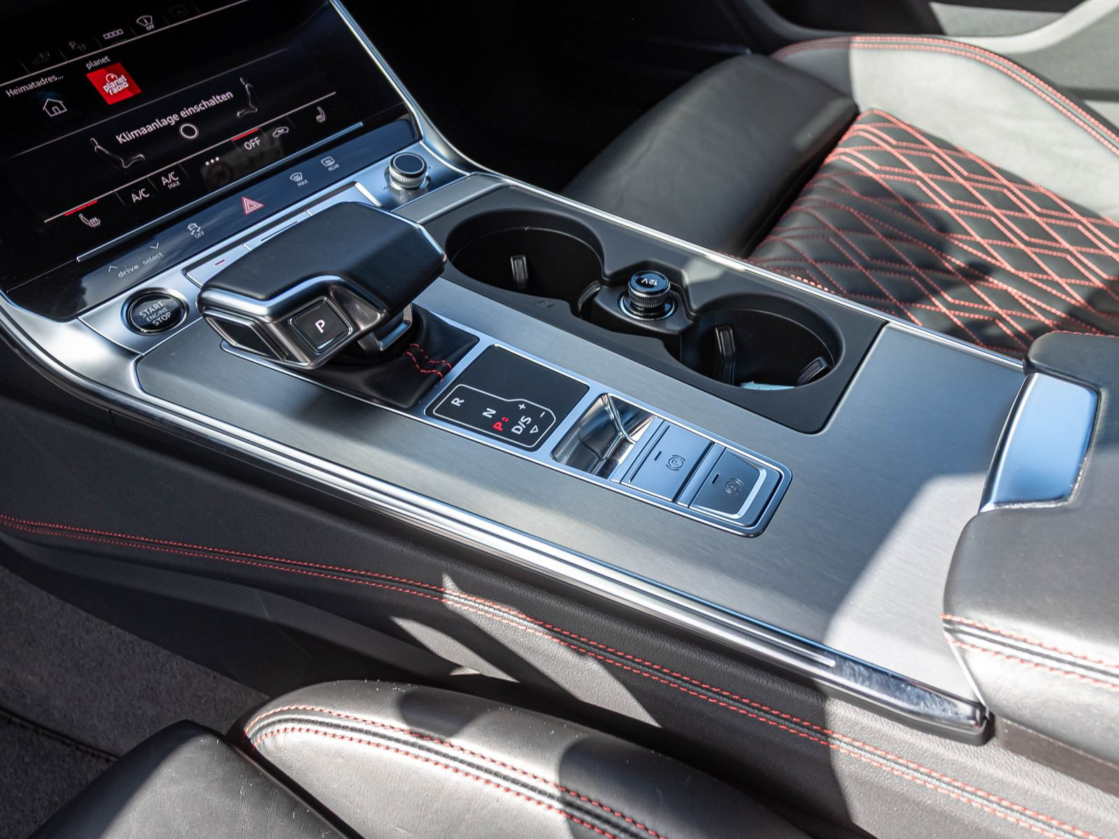 Audi A6 Avant S line 55TFSIe qu. Navi HuD B&O Standklima