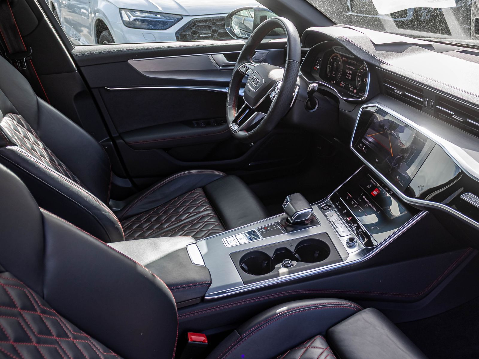 Audi A6 Avant S line 55TFSIe qu. Navi HuD B&O Standklima