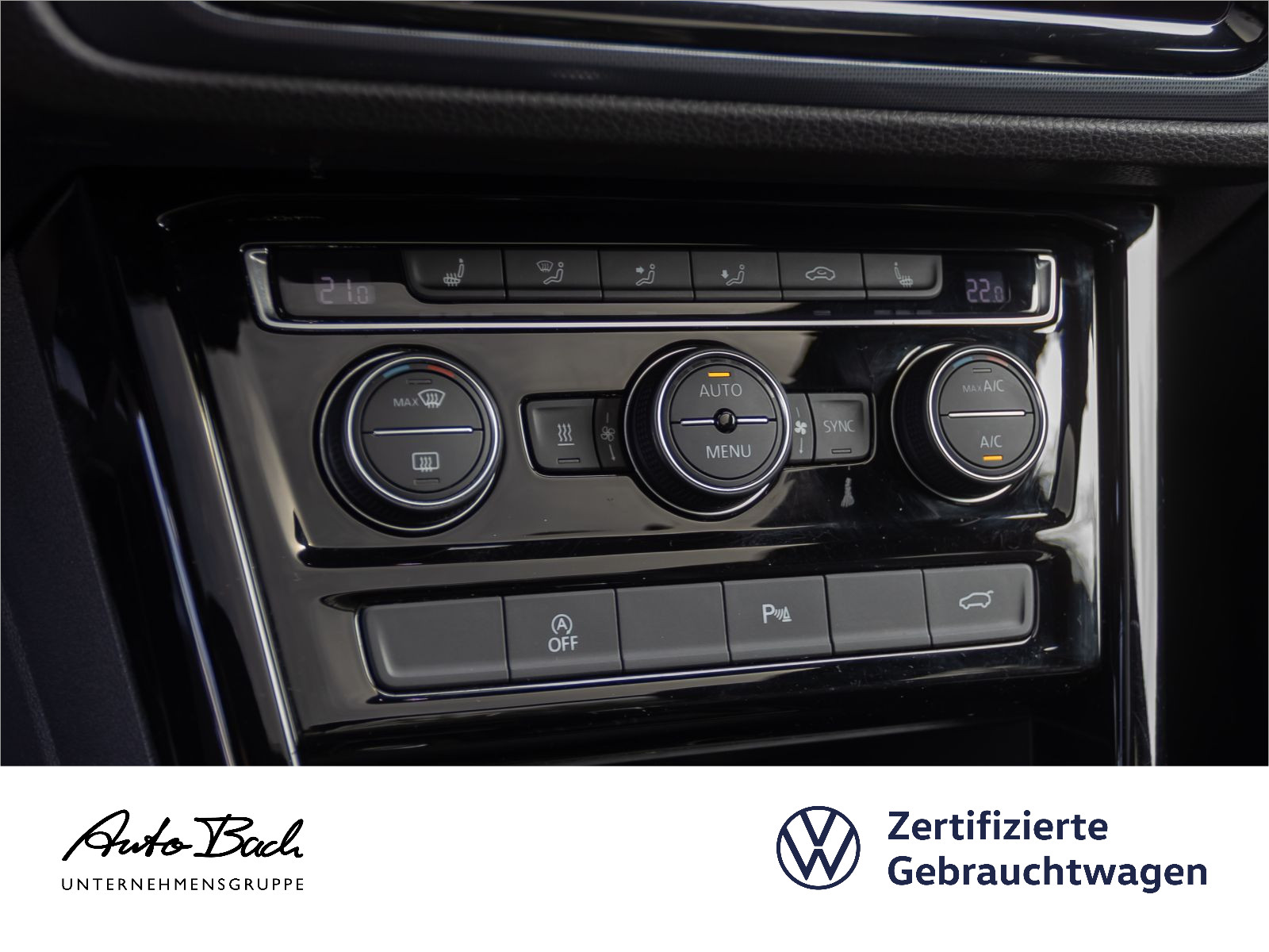 Volkswagen Touran 1.5 TSI DSG R-Line, Leder, Panoramadach, Standheizung, 7-Sitze, Navi, LED