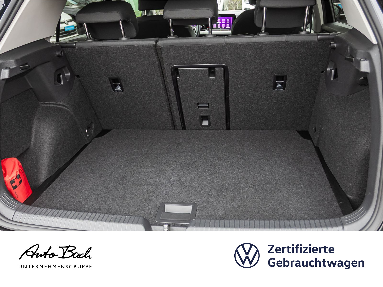 Volkswagen Golf VIII 1.5 TSI MOVE, Navi, LED, App-Connect, ACC, Parkpilot