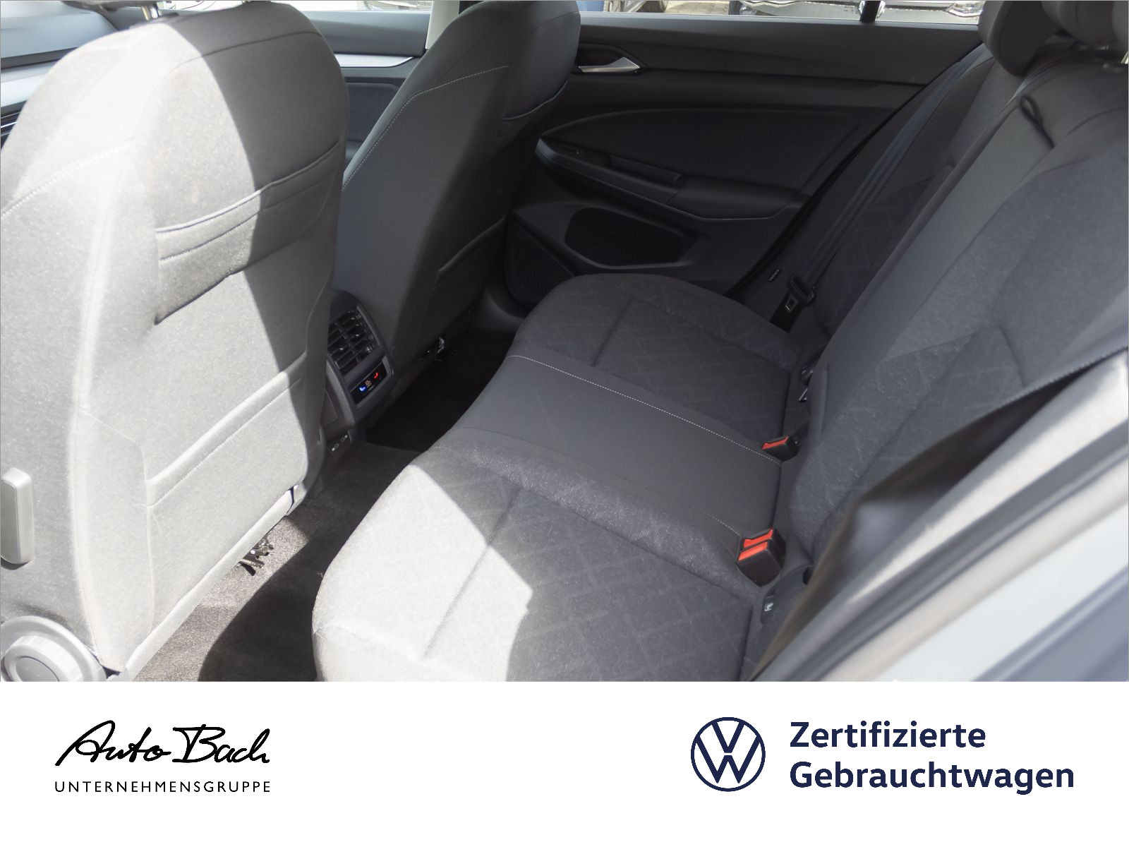 Volkswagen Golf VIII 1.5 TSI Life, Navi, LED-Plus, Rückfahrkamera, App-Connect