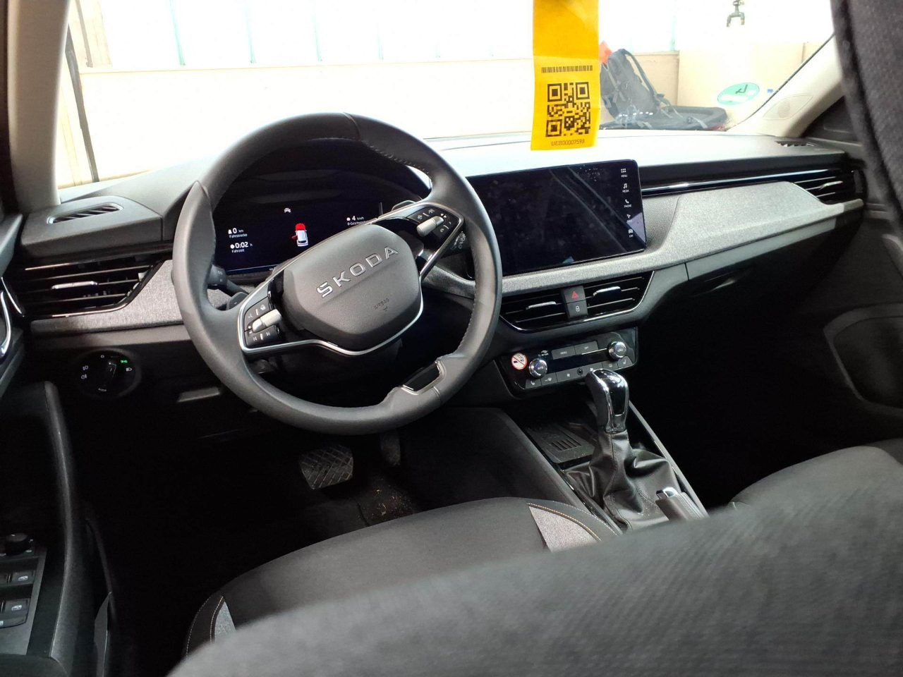 Skoda Kamiq Tour 1.5 TSI DSG GRA LED Sitzhzg AHK