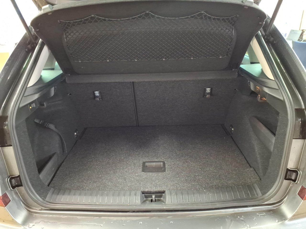 Skoda Kamiq Tour 1.5 TSI DSG GRA LED Sitzhzg AHK