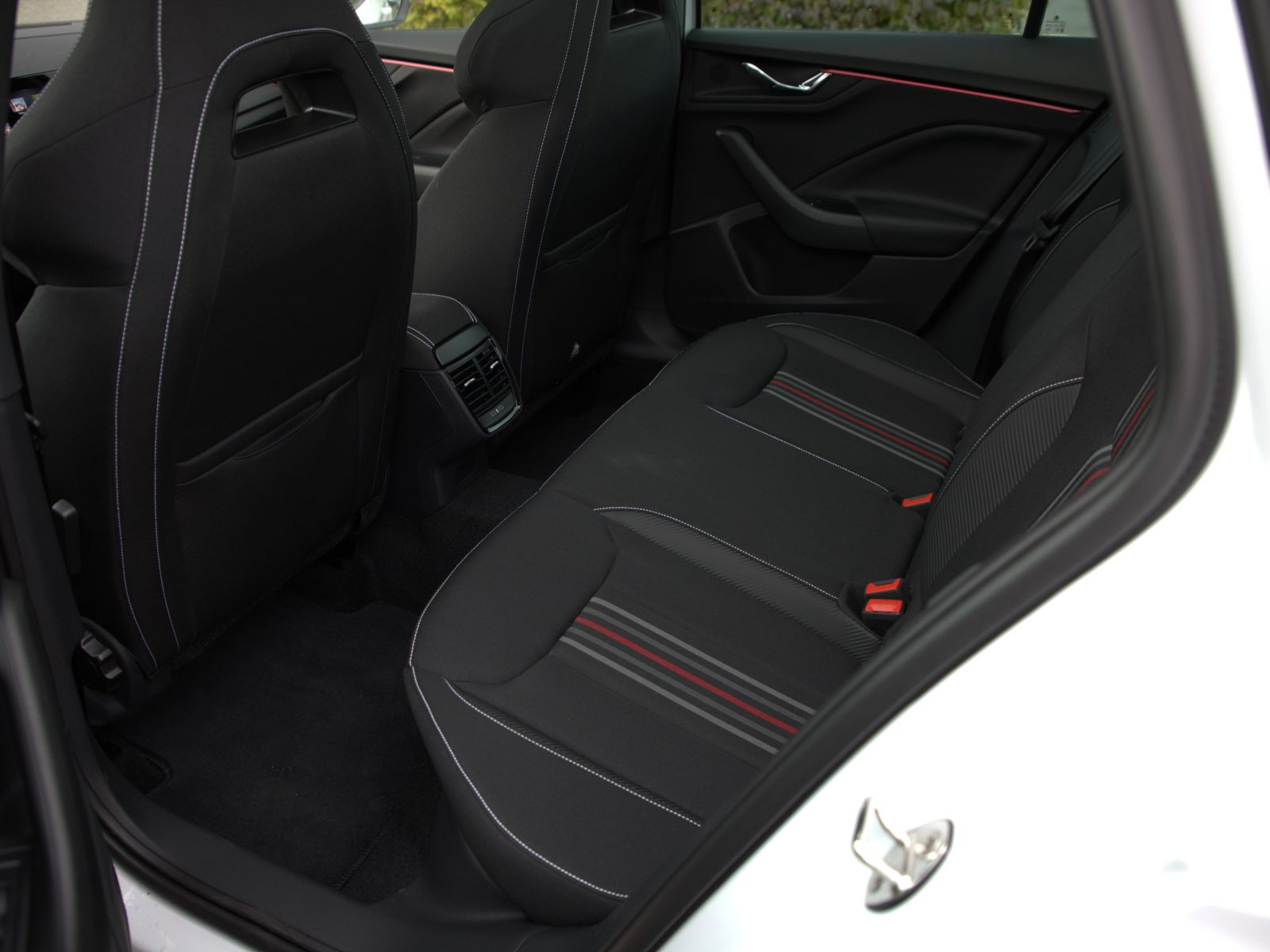 Skoda Kamiq Monte Carlo 1.0 TSI ACC AHK KESSY