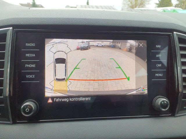 Skoda Karoq Clever 2.0 TDI 4x4 DSG Navi GRA LED Sitzhzg