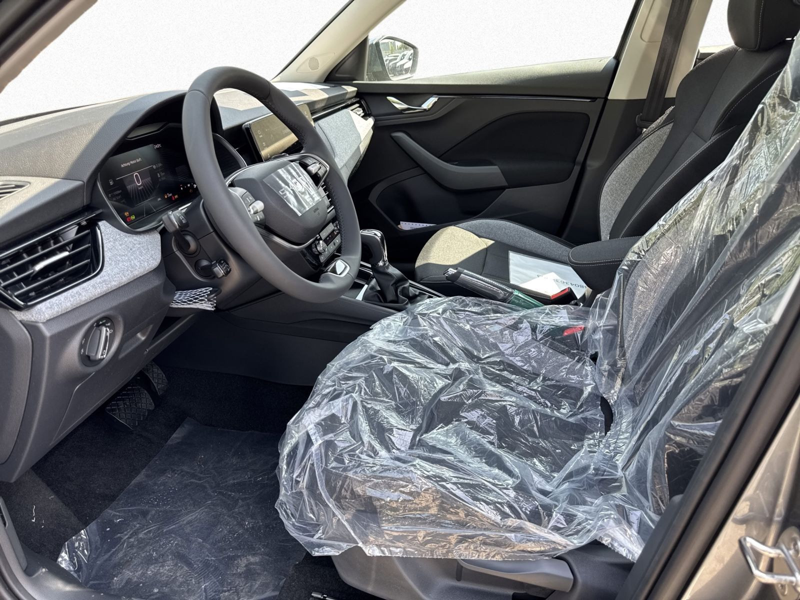 Skoda Kamiq Balance 1,0 TSI DSG ACC AHK RFK KESSY