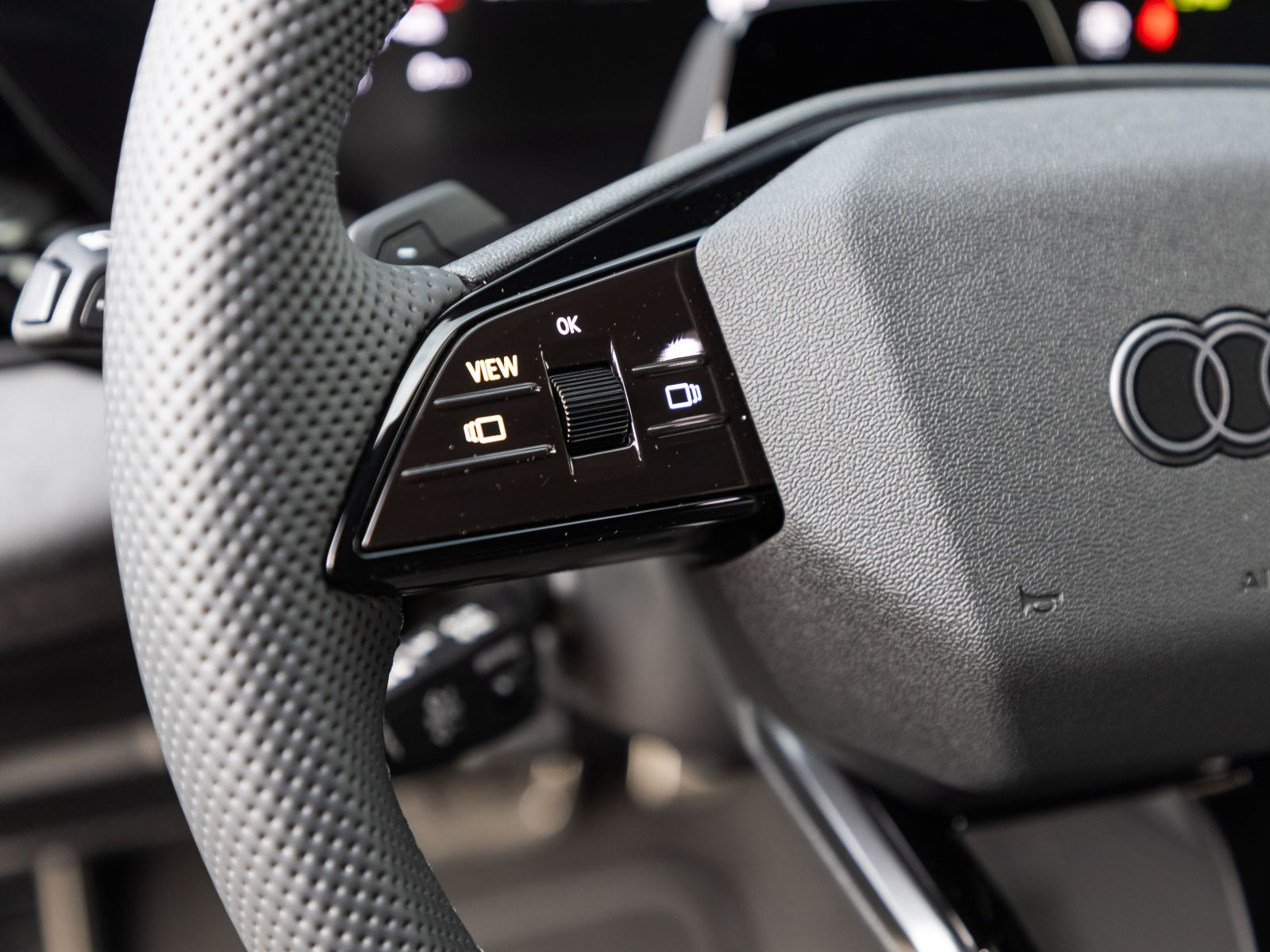 Audi A6 Avant e-hybrid S line qu. 270kW edition one/ TechPlus/ Interieur S/ AHK