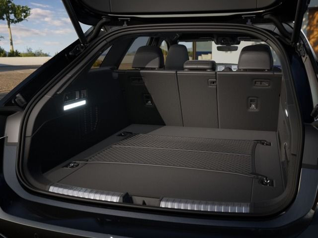 Audi A6 Avant e-hybrid S line qu. 270kW edition one/ TechPlus/ Interieur S/ AHK