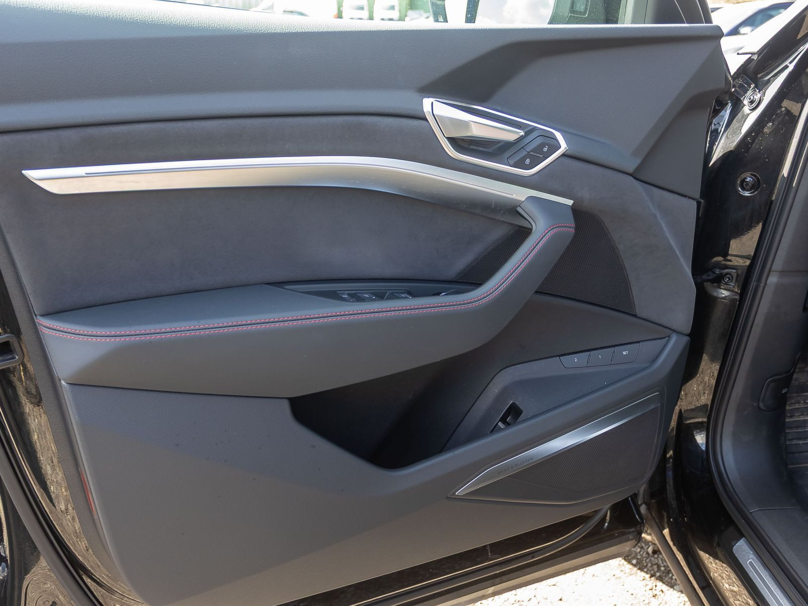 Audi Q8 Sportback e-tron S line 50 qu. HuD Panorama B&O