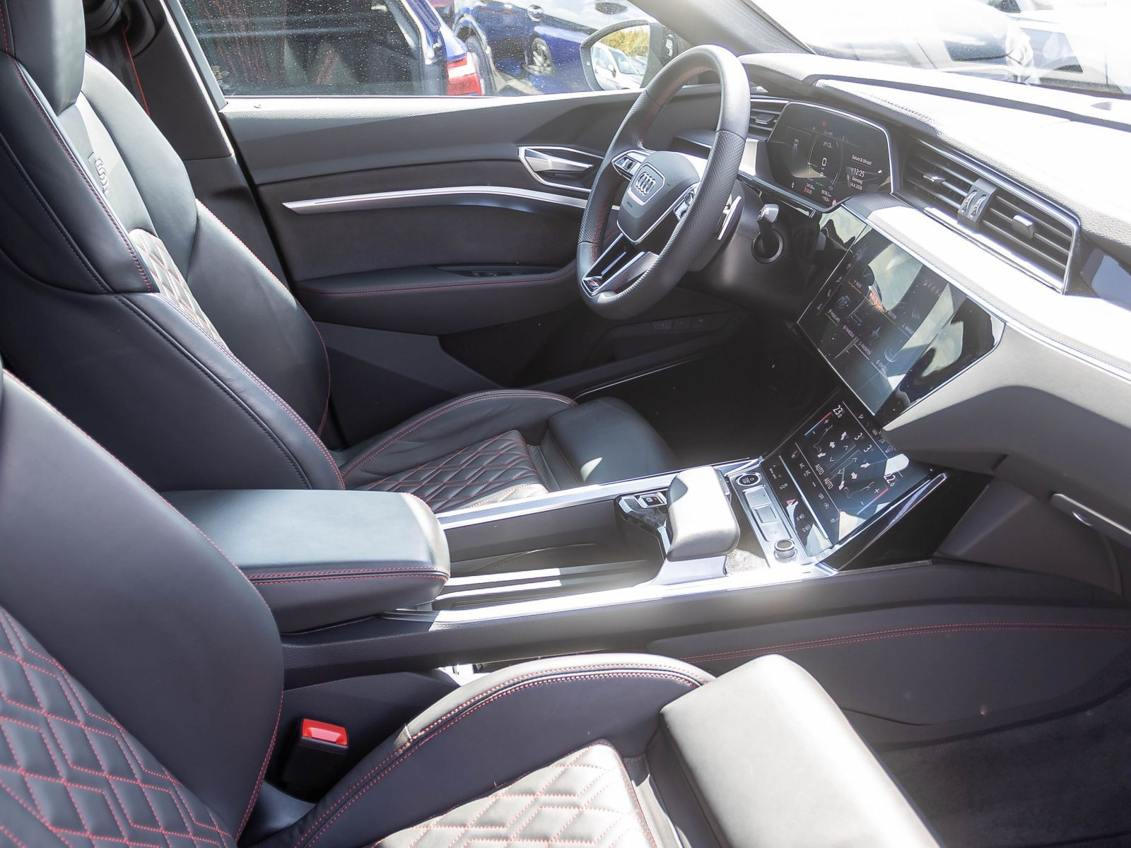 Audi Q8 Sportback e-tron S line 50 qu. HuD Panorama B&O