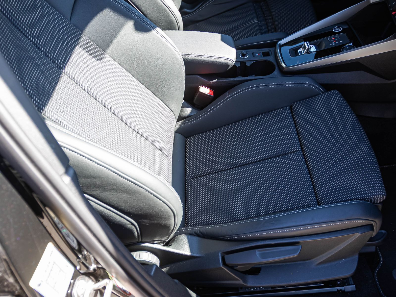 Audi A3 Sportback S line 35TFSI Stronic EPH Sitzhzg