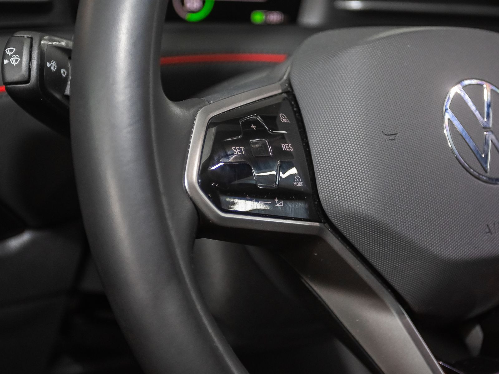 Volkswagen ID.7 Tourer GTX, Panoramadach, AHK, Navi, LED-Matrix, Area View, App-Connect