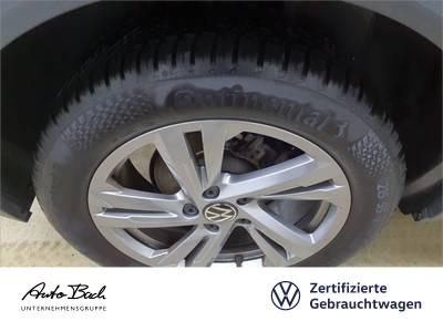 Volkswagen T-ROC 1.5 TSI DSG R-Line Navi LED-Plus ACC AHK