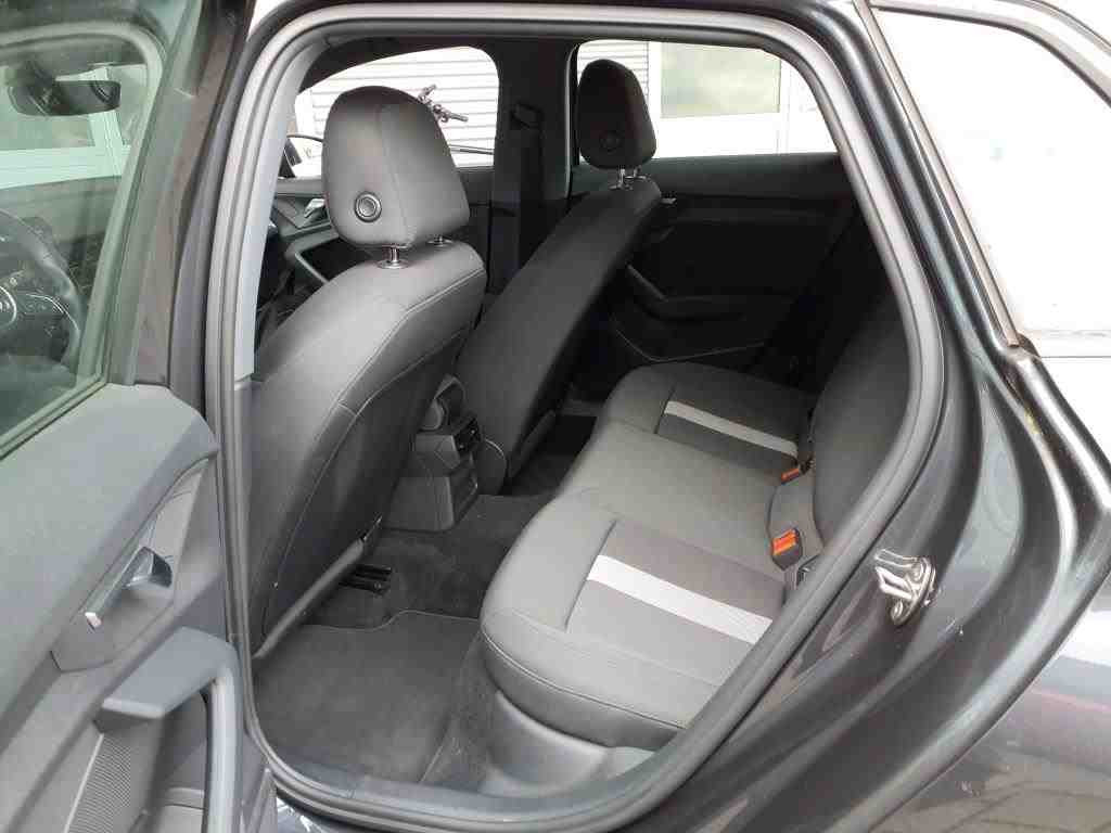 Audi A3 Sportback Advanced 30TFSI Stronic Navi ACC