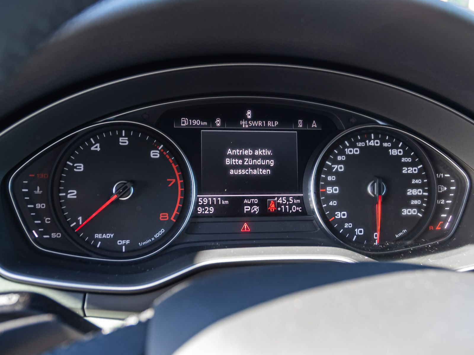 Audi A4 Avant Advanced 40TFSI qu. Stronic LED ACC