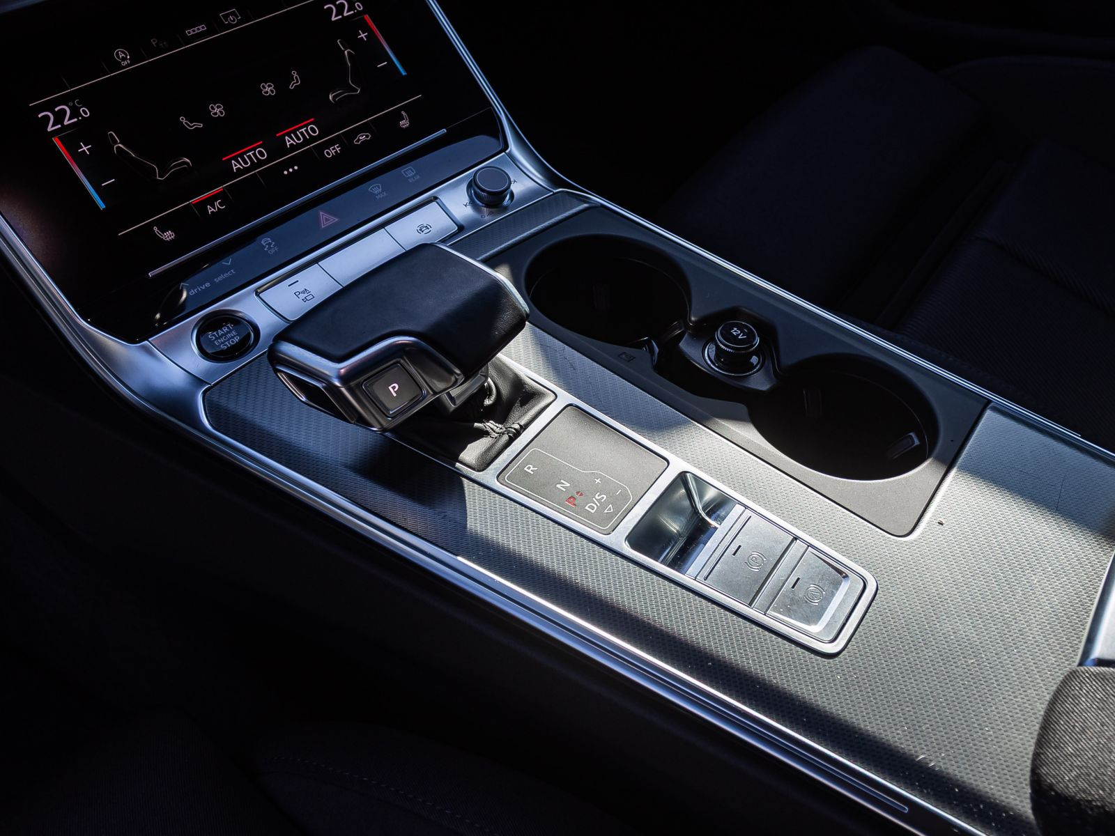 Audi A6 Avant Sport 45TFSI qu. Stronic Panorama AHK