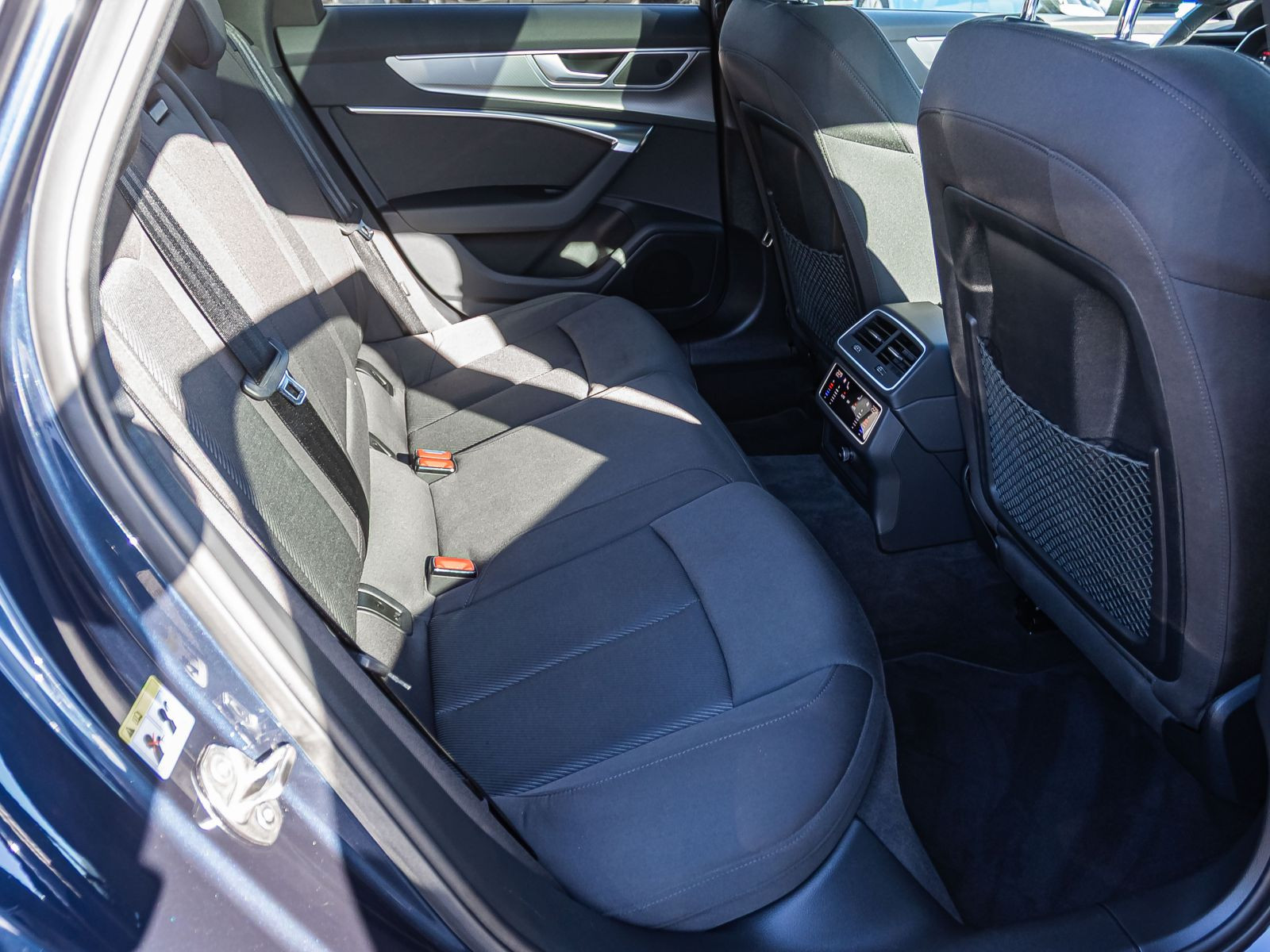 Audi A6 Avant Sport 45TFSI qu. Stronic Panorama AHK