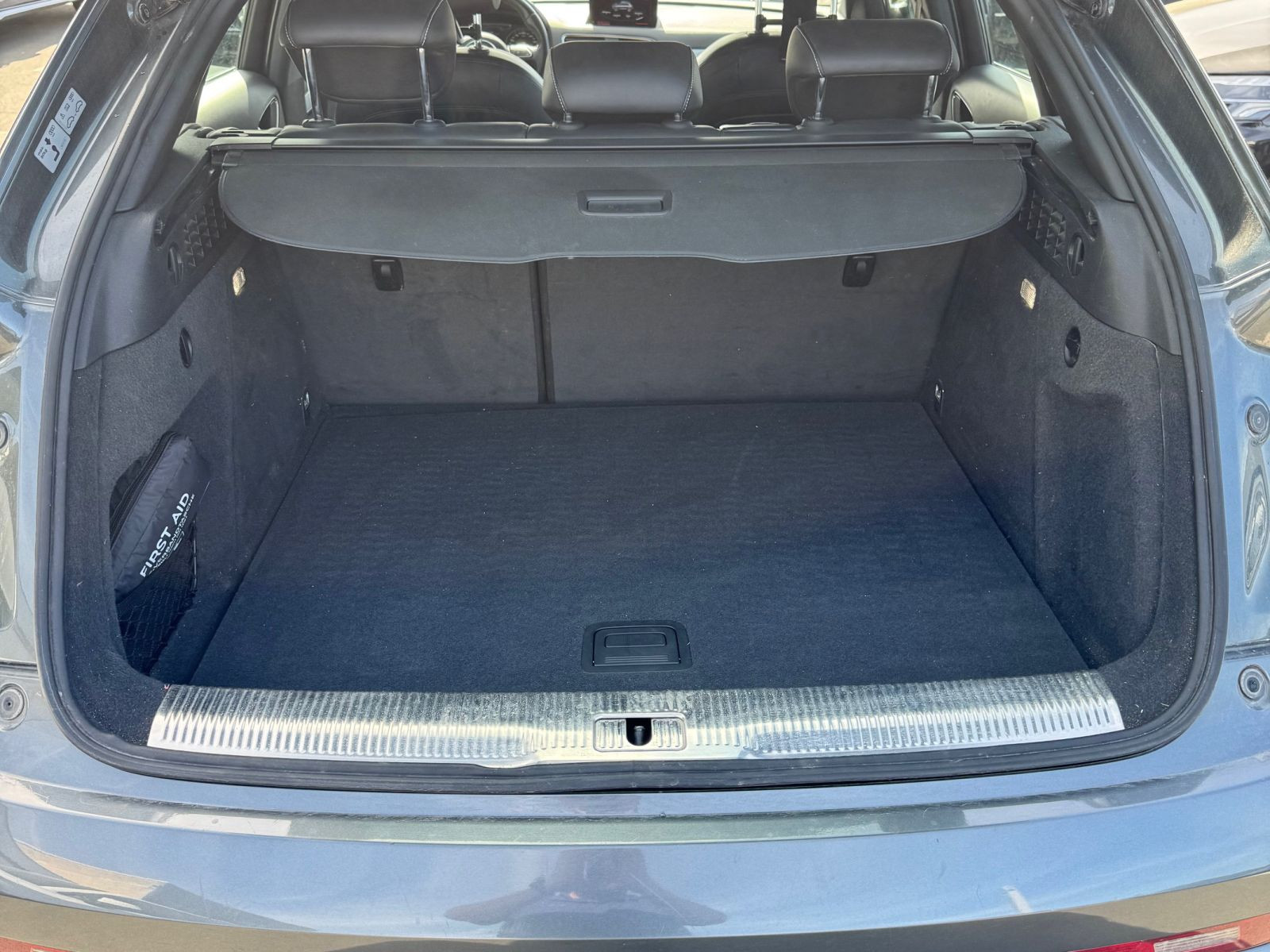 Audi Q3 Sline 2.0TFSI qu. Stronic Navi EPH AHK