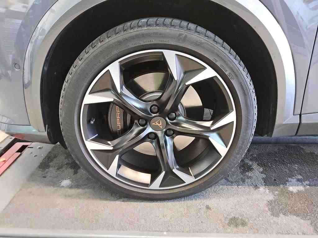 Cupra Formentor VZ Drive 2.0 TSI 4x4 DSG 360°Kamera AHK