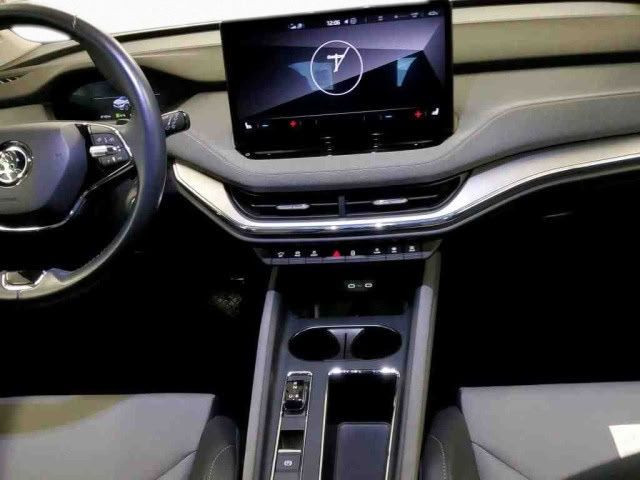 Skoda Enyaq 80 iV Navi Standhzg LED ACC AHK CarPlay