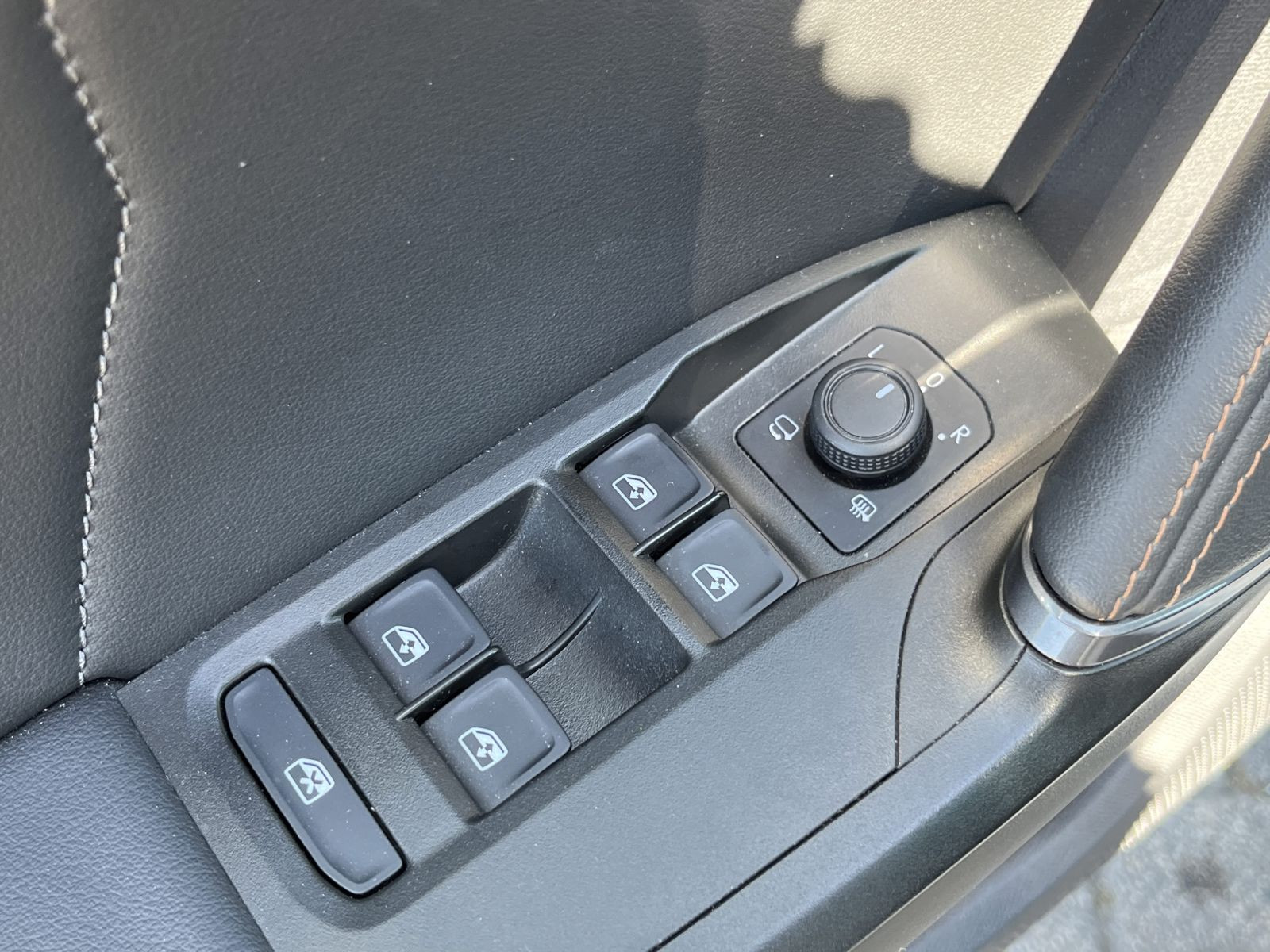 Cupra Formentor 1,4TSI e-Hybrid DSG LED ACC Sitzhzg AHK