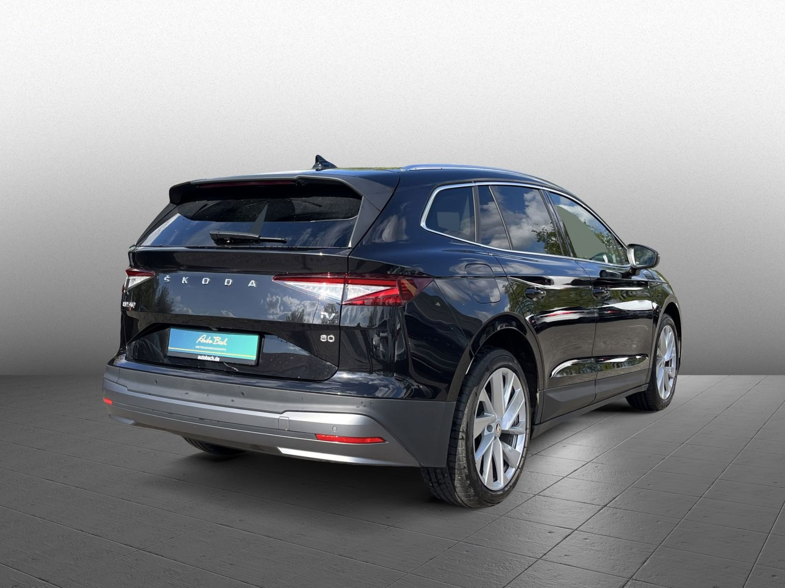 Skoda Enyaq 80 Suite Navi Panorama Standhzg LED ACC AHK