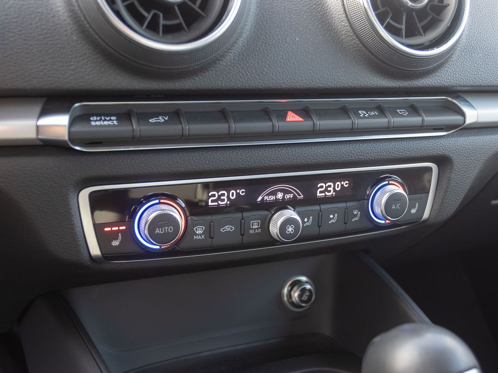 Audi A3 Sportback e-tron 40 Stronic Navi LED Sitzhzg