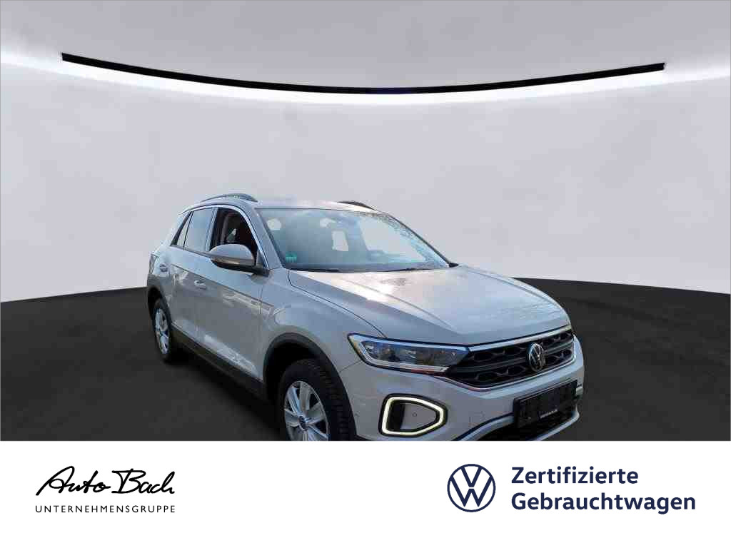 Volkswagen T-Roc Life 1.5TSI DSG Navi LED ACC EPH AHK CarPlay
