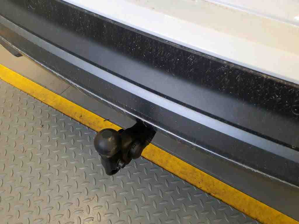 Skoda Enyaq iV 80X Suite Navi LED HuD Standklima Panorama AHK