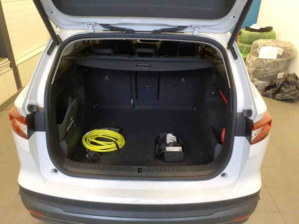 Skoda Enyaq iV 80X Suite Navi LED HuD Standklima Panorama AHK