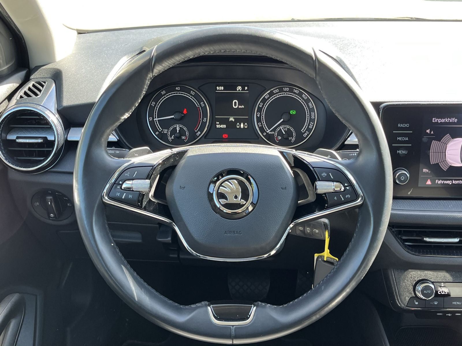 Skoda Fabia Ambition 1,0TSI DSG GRA LED Sitzhzg Car Play